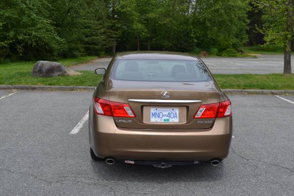 Lexus, Import Kanada — Foto 4 z 12