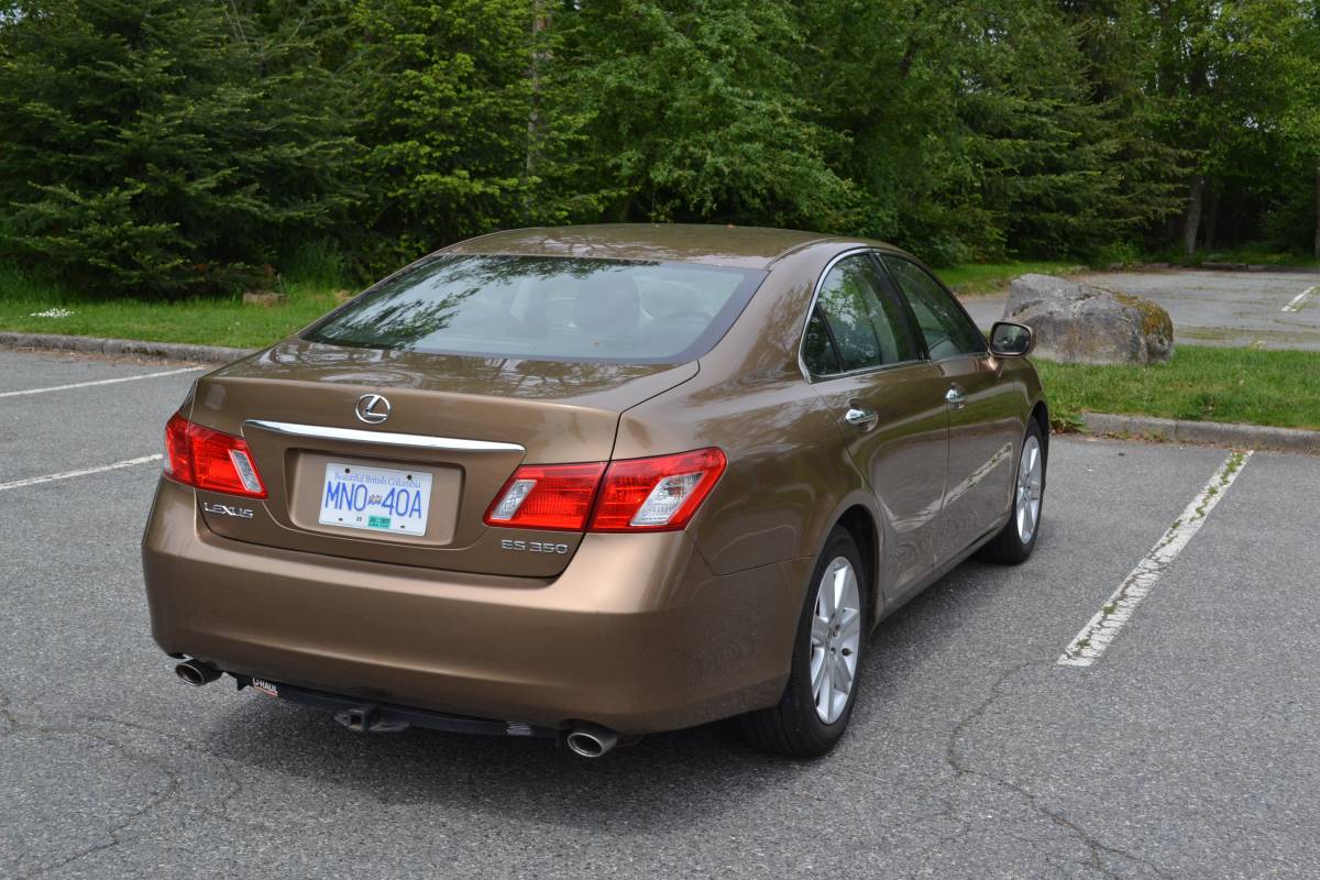 Lexus, Import Kanada — Foto 5 z 12