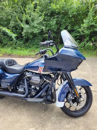 2020, blau, Import USA — Foto 3 z 4