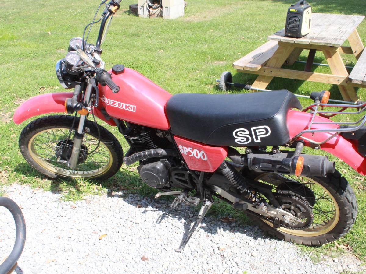 1983 Suzuki, Import USA — Foto 4 z 7
