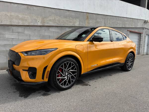 2022 Ford, Import Kanada — Foto 4 z 12