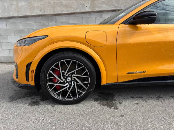 2022 Ford, Import Kanada — Foto 5 z 12