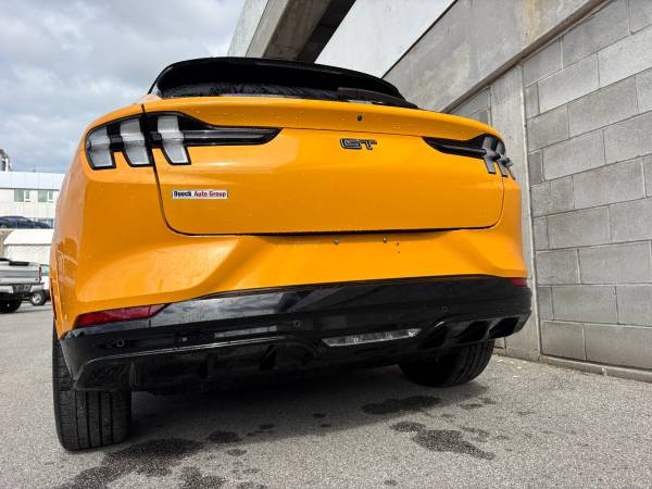 2022 Ford, Import Kanada — Foto 9 z 12
