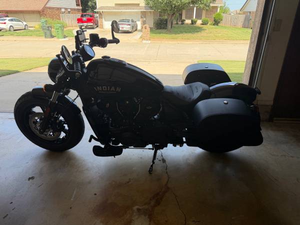 2025 Indian, Import USA — Foto 3 z 9