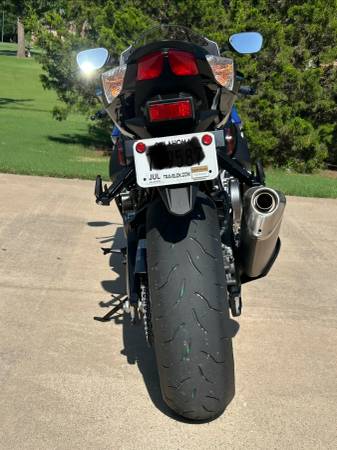 2026 Suzuki, Import USA — Foto 3 z 5