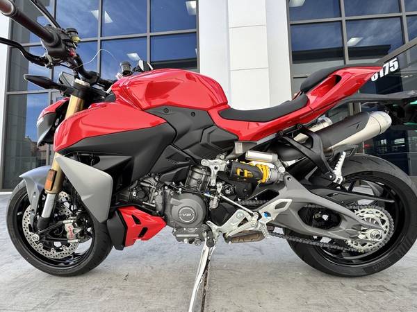 2026 Ducati, Import USA — Foto 6 z 12