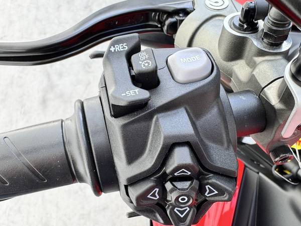 2026 Ducati, Import USA — Foto 7 z 12