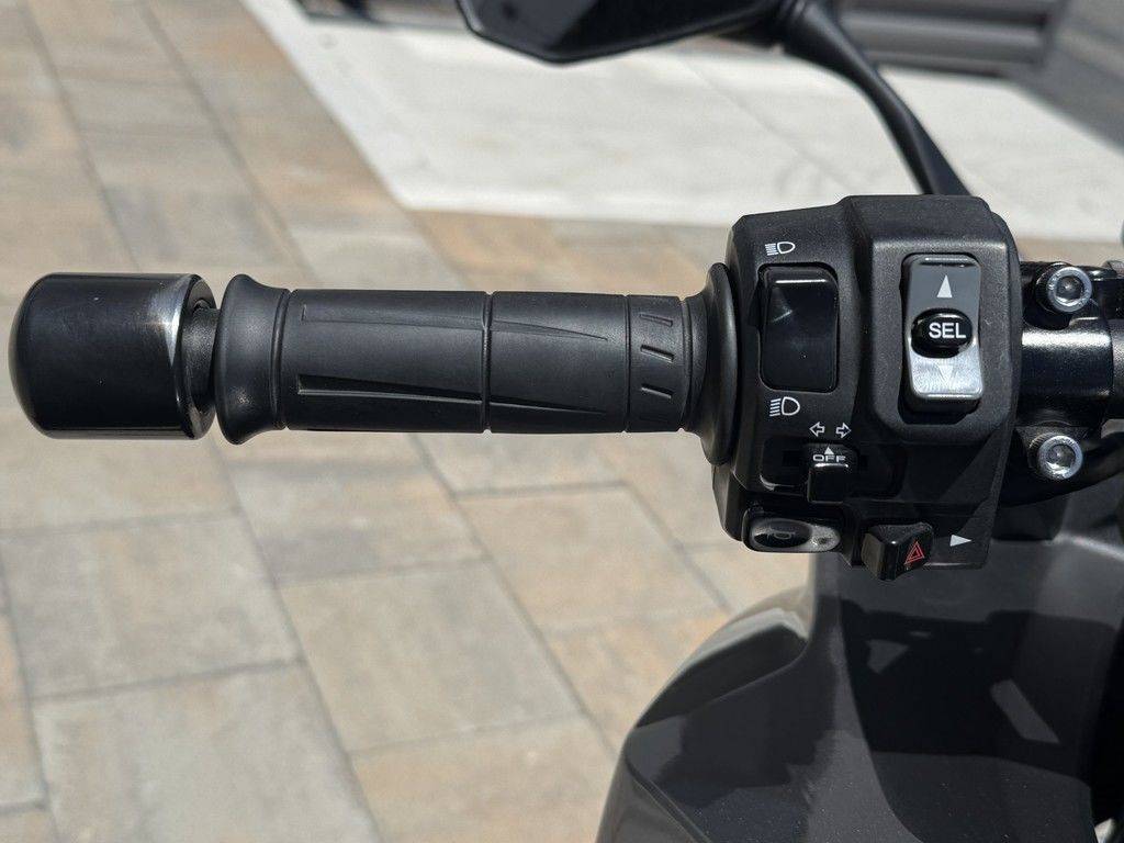 2017 Kawasaki, Import USA — Foto 10 z 10