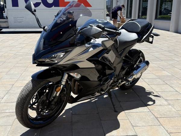 2017 Kawasaki, Import USA — Foto 7 z 10