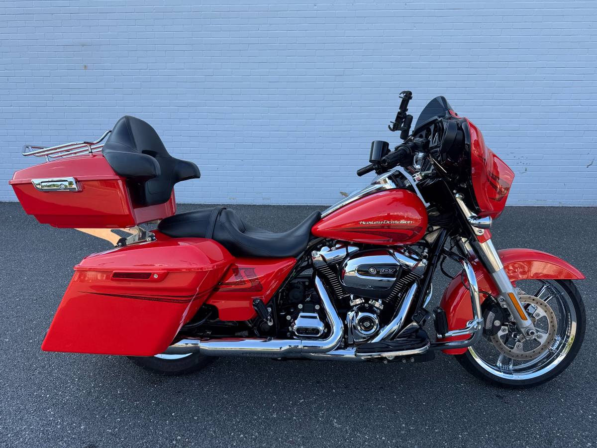 Harley-Davidson, Import USA — Foto 5 z 12