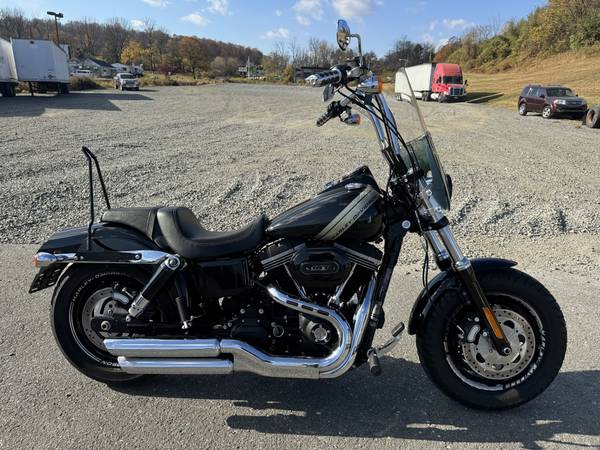 Harley-Davidson, Import USA — Foto 6 z 12