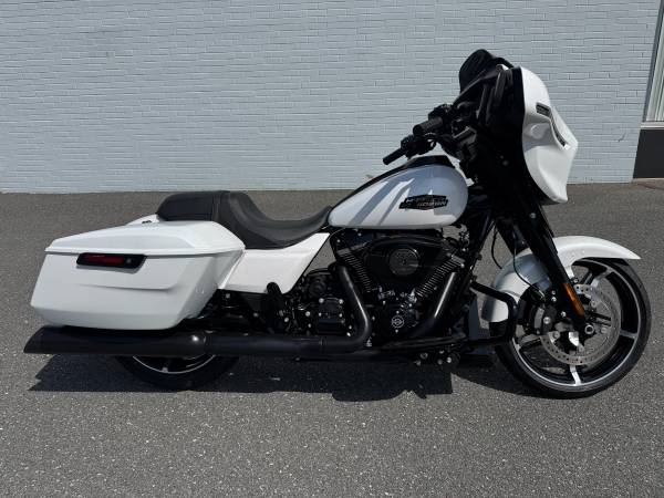 Harley-Davidson, Import USA — Foto 9 z 12