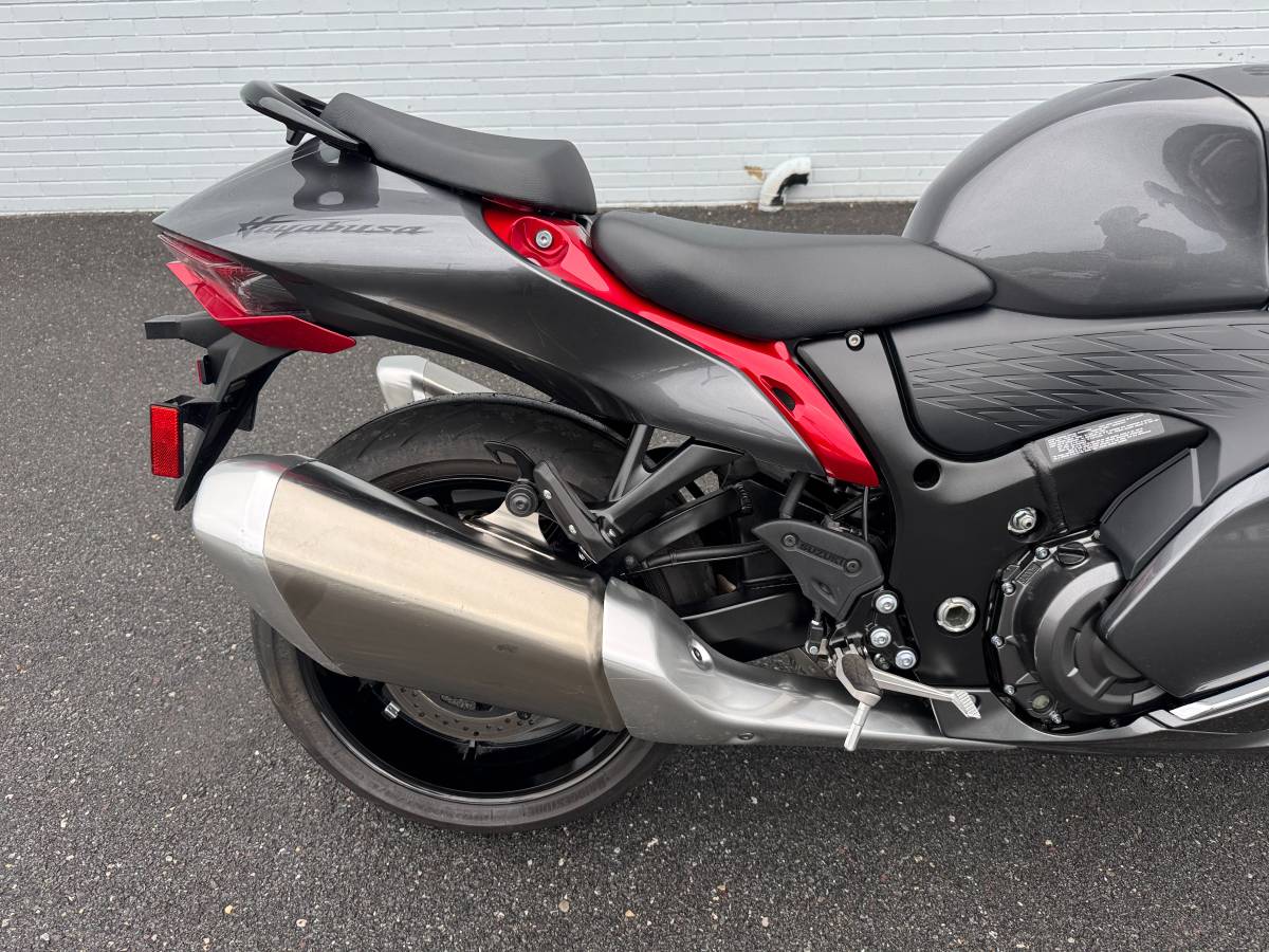 2023 Suzuki, Import USA — Foto 9 z 12
