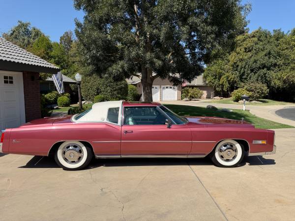 Cadillac, Import USA — Foto 4 z 12