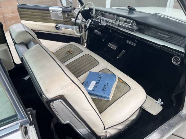 Cadillac, Import USA — Foto 11 z 12