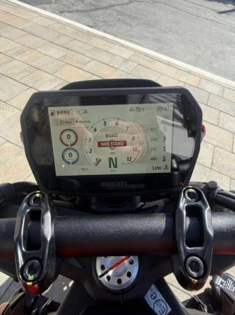 2026 Ducati, rot, Import USA — Foto 8 z 10