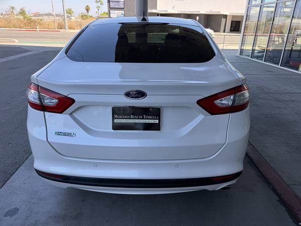 2014 Ford, Import USA — Foto 5 z 12