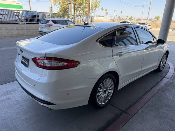 2014 Ford, Import USA — Foto 6 z 12
