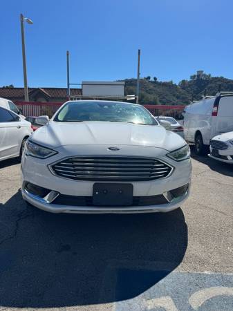2018 Ford, Import USA — Foto 1