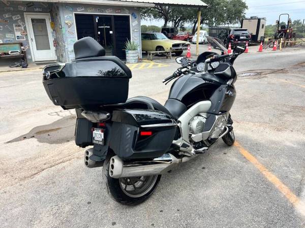 2016 BMW, Import USA — Foto 2 z 12