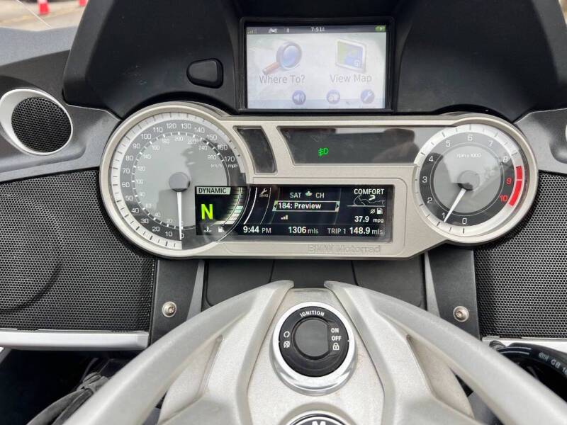 2016 BMW, Import USA — Foto 5 z 12
