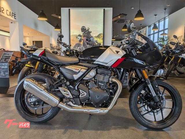 2026 Triumph Thruxton 400, 100 km, Import Japan — Foto 1