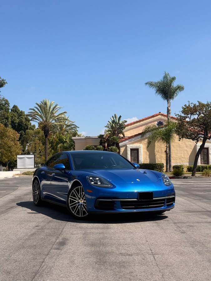 2018 Porsche, Import USA — Foto 1
