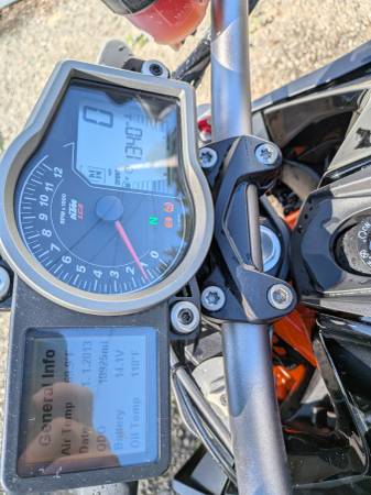 2015 KTM, Import USA — Foto 7 z 10