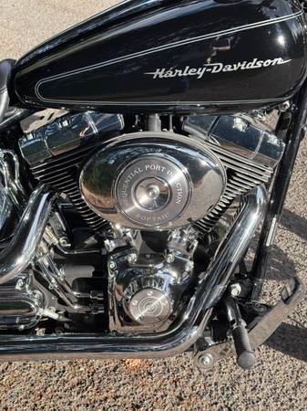 2005 Harley-Davidson, Import USA — Foto 4 z 9