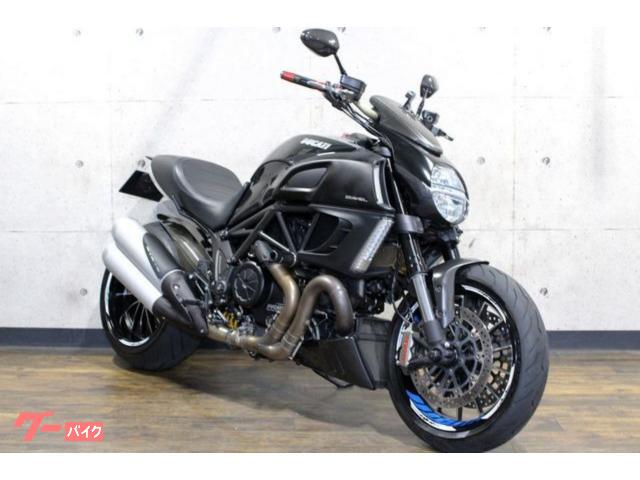 2012 Ducati Diavel, 11.312 km, Import Japan — Foto 1