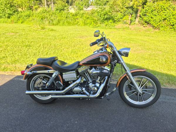 2008 Harley-Davidson, Import USA — Foto 2 z 9