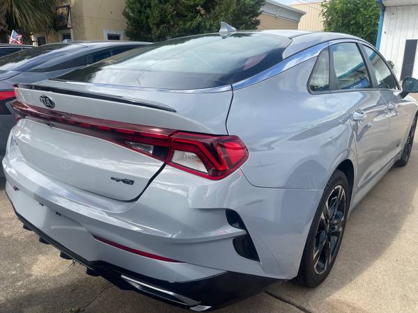 2021 Kia, Import USA — Foto 6 z 12