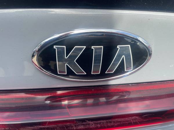 2021 Kia, Import USA — Foto 7 z 12