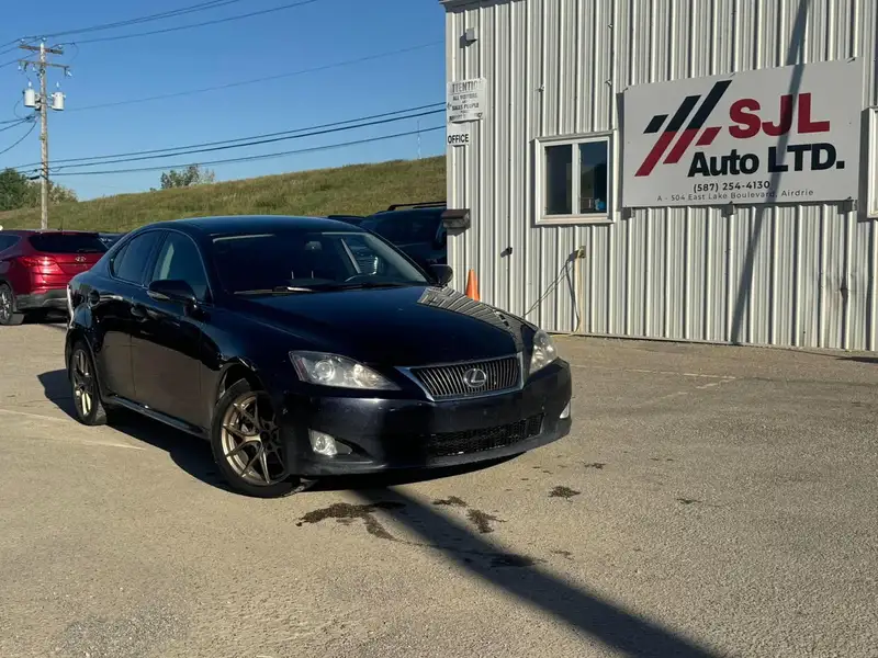 2010 Lexus IS 250, blau, 219.695 km, Import Kanada — Foto 1 z 12 2010 Lexus IS 250, blau, 219.695 km, Import Kanada — Foto 1 z 12