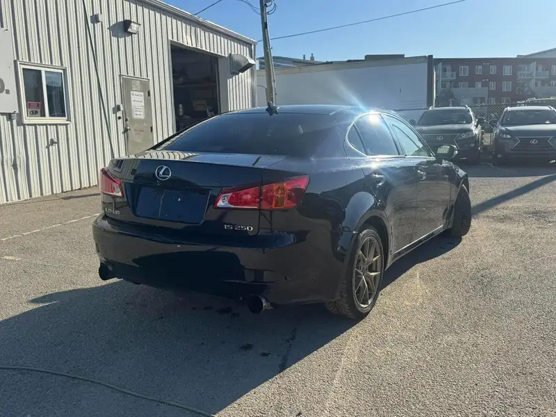 2010 Lexus IS 250, blau, 219.695 km, Import Kanada — Foto 9 z 12