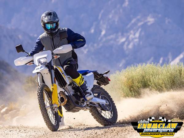 2027 Husqvarna, Import USA — Foto 5 z 6