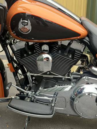 2008 Harley-Davidson, Import USA — Foto 4 z 10
