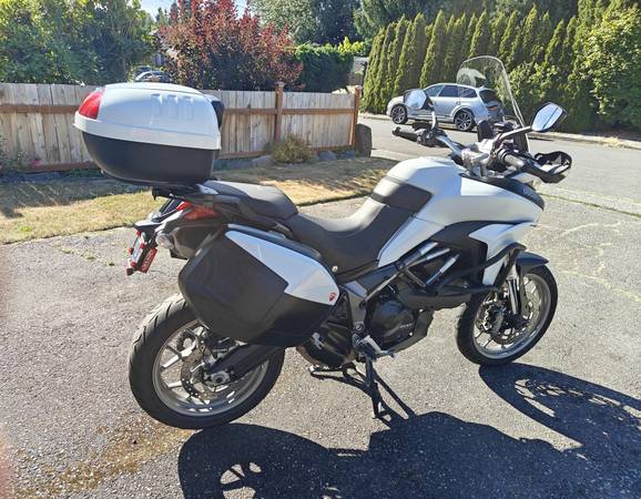 2017 Ducati, weiß, Import USA — Foto 4 z 9