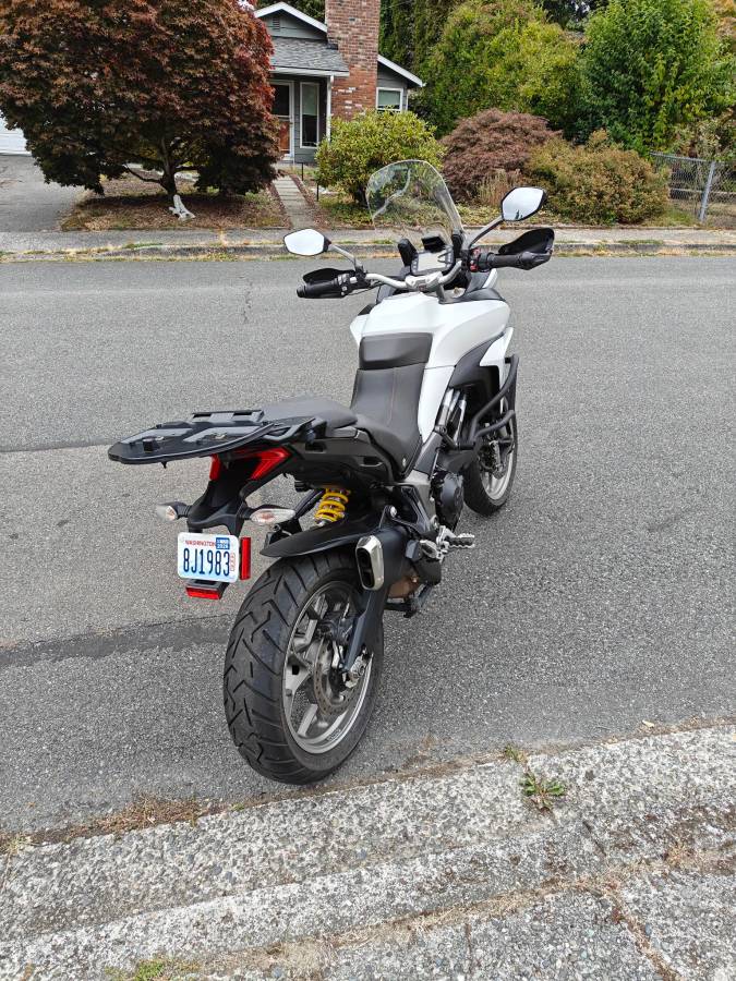 2017 Ducati, weiß, Import USA — Foto 6 z 9