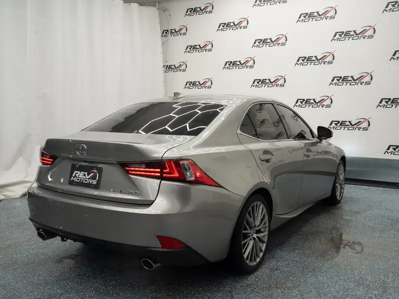 2014 Lexus IS 250 | AWD | Bluetooth, silber, 167.669 km, Import Kanada — Foto 4 z 12