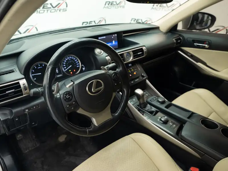 2014 Lexus IS 250 | AWD | Bluetooth, silber, 167.669 km, Import Kanada — Foto 9 z 12