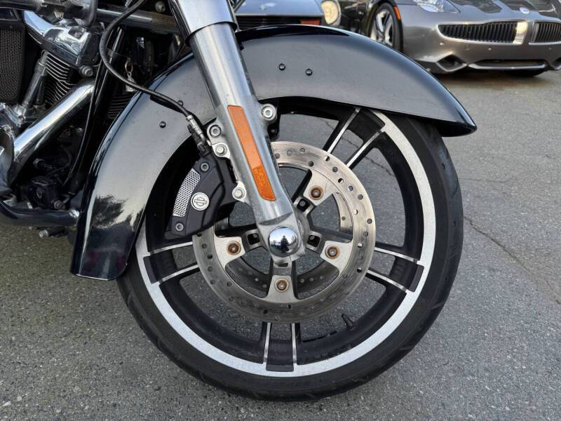 2019 Harley-Davidson, Import USA — Foto 6 z 9