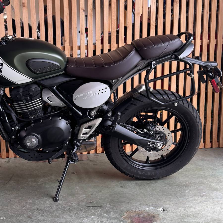 Triumph, Import USA — Foto 9 z 12