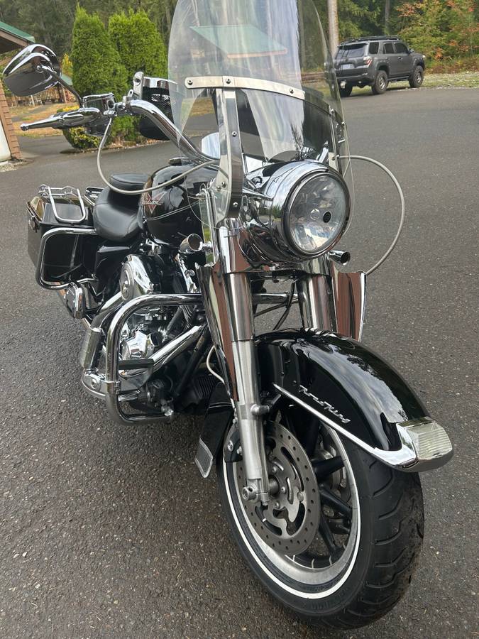 2008 Harley-Davidson, schwarz, Import USA — Foto 10 z 11