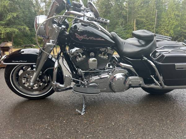 2008 Harley-Davidson, schwarz, Import USA — Foto 8 z 11