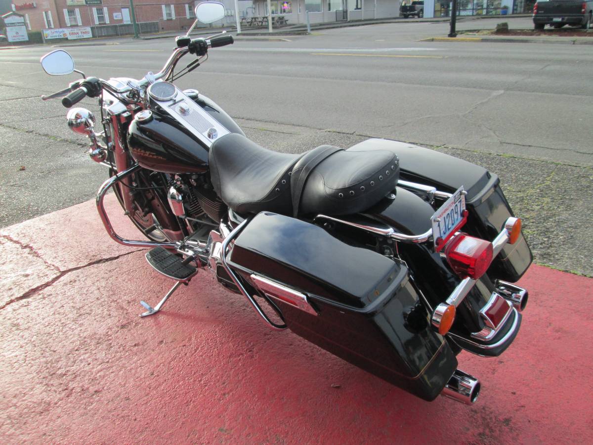 2000 Harley-Davidson, Import USA — Foto 10 z 12