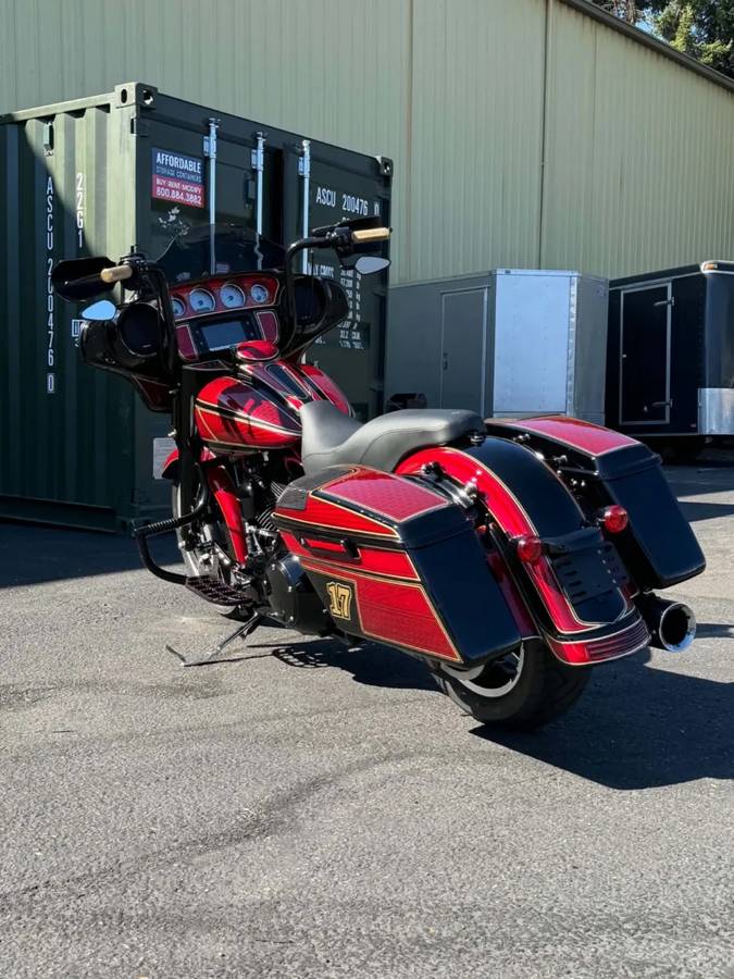 2014 Harley-Davidson, Import USA — Foto 4 z 12