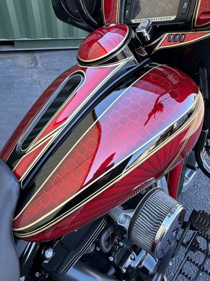 2014 Harley-Davidson, Import USA — Foto 6 z 12