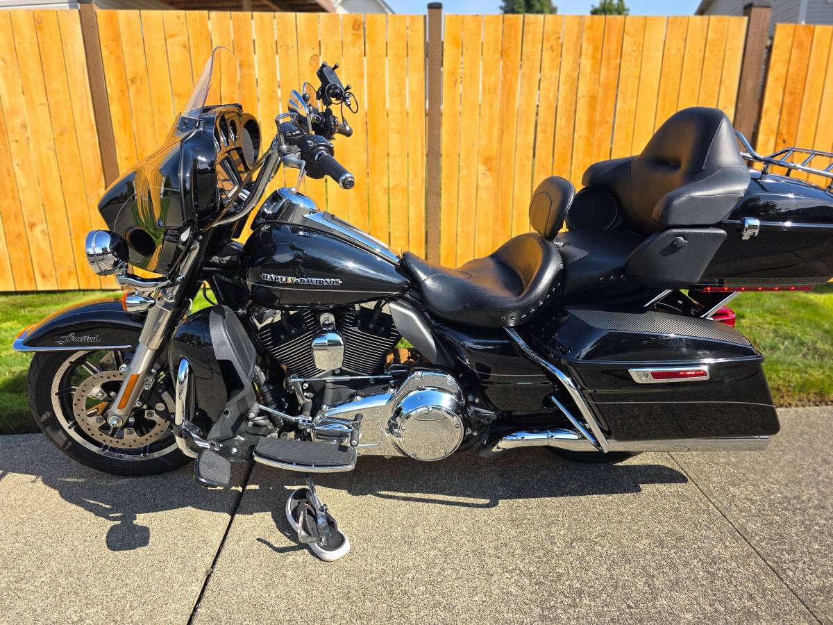 2015 Harley-Davidson, Import USA — Foto 11 z 12