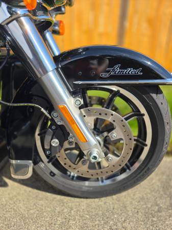 2015 Harley-Davidson, Import USA — Foto 2 z 12